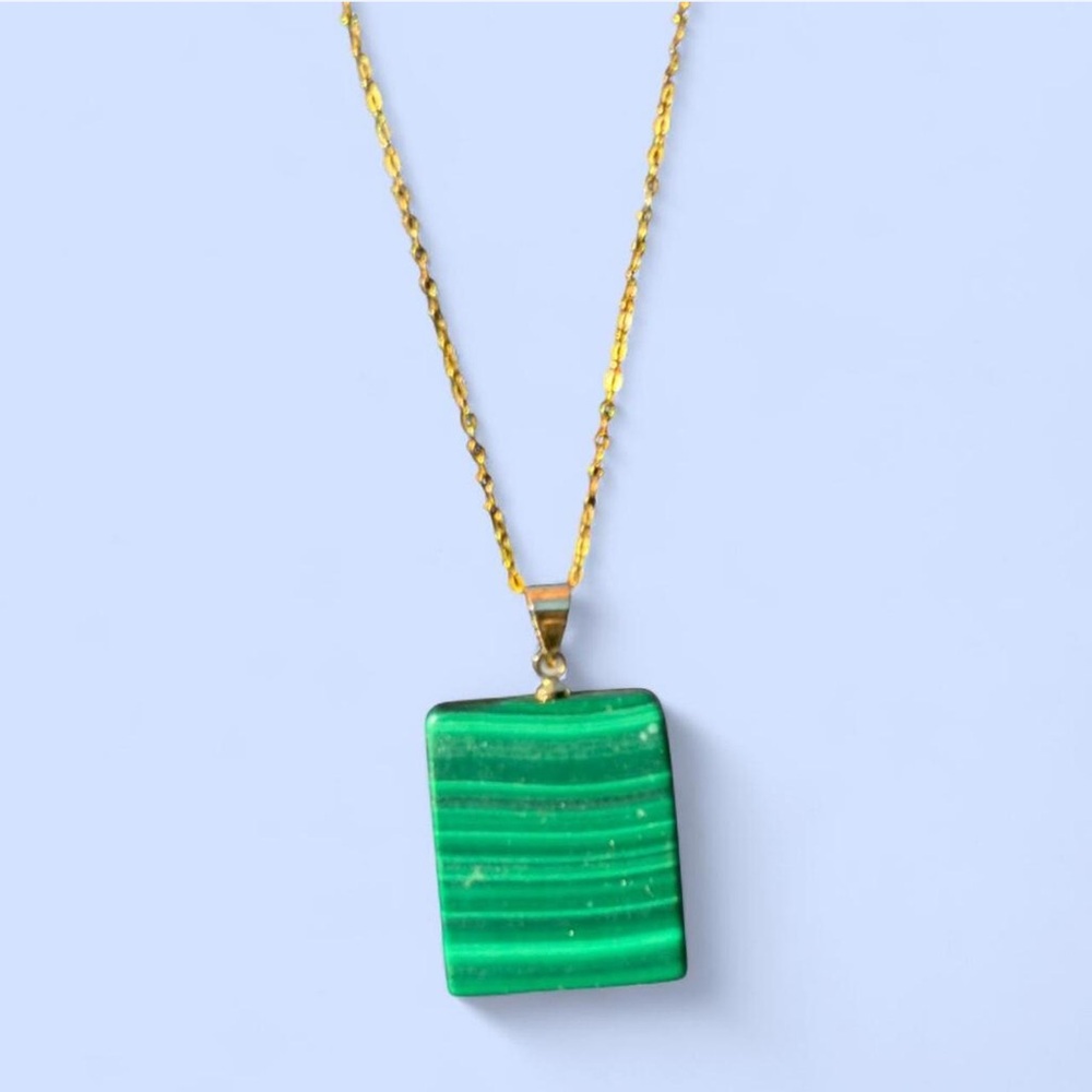 Malachite necklace with gold plated chain | new | natural stone | obo